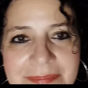 Meet your Posher, Gina